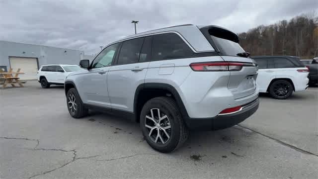 Thumbnail: 2025 Jeep Grand Cherokee - 6