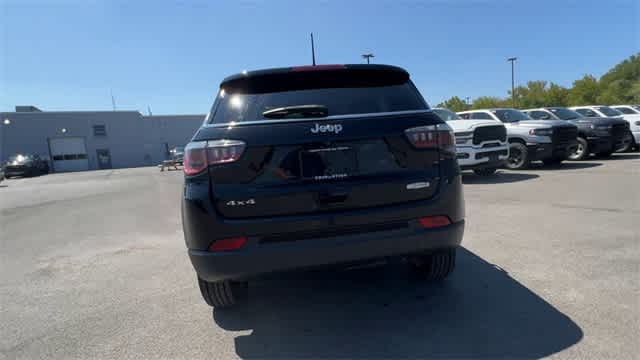 Thumbnail: 2019 Jeep Compass - 7