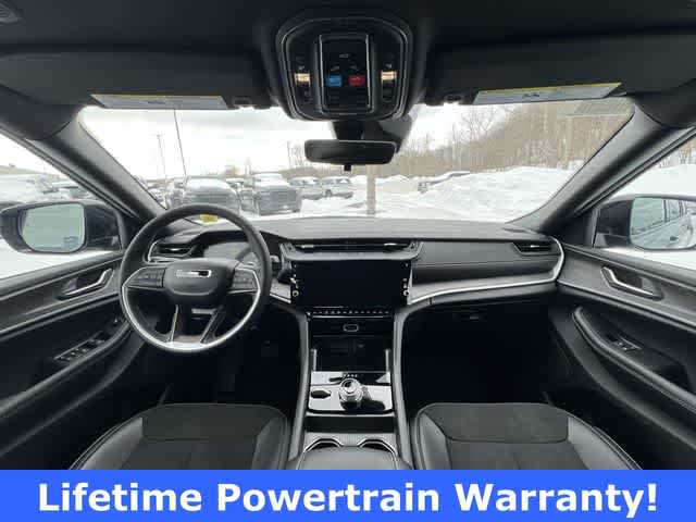 Thumbnail: 2026 Jeep Grand Cherokee - 14