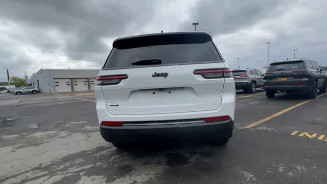 Thumbnail: 2026 Jeep Grand Cherokee L - 7