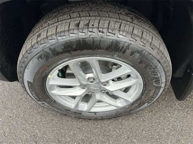 Thumbnail: 2025 Jeep Grand Cherokee - 12