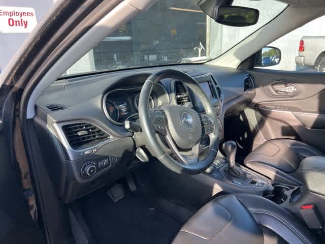 Thumbnail: 2019 Jeep Cherokee - 4