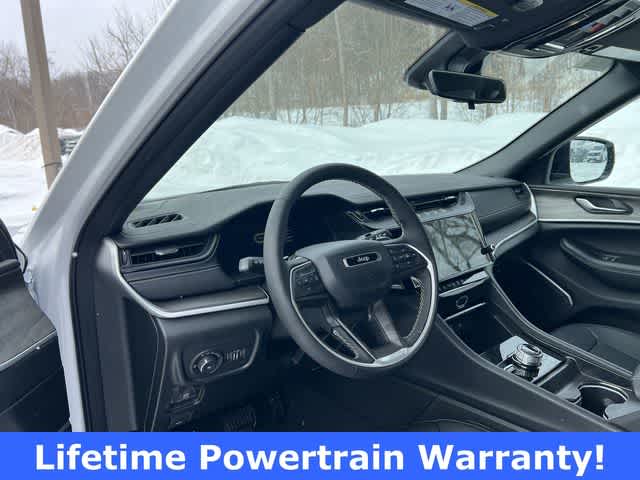 Thumbnail: 2026 Jeep Grand Cherokee - 10