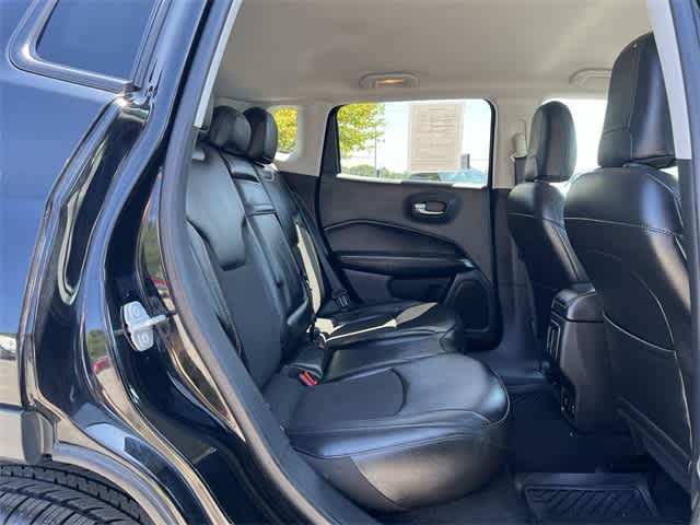 Thumbnail: 2019 Jeep Compass - 18