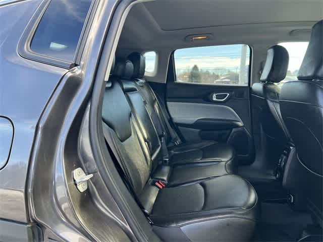 Thumbnail: 2022 Jeep Compass - 18