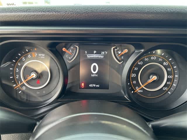 Thumbnail: 2025 Jeep Gladiator - 23