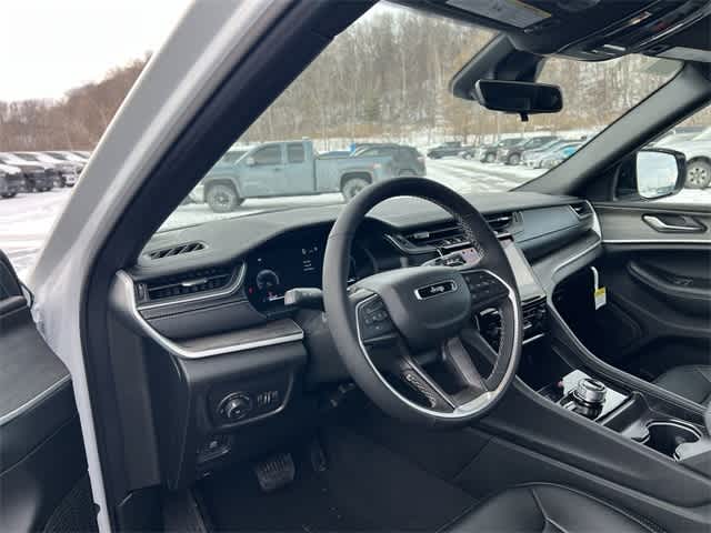 Thumbnail: 2025 Jeep Grand Cherokee - 10