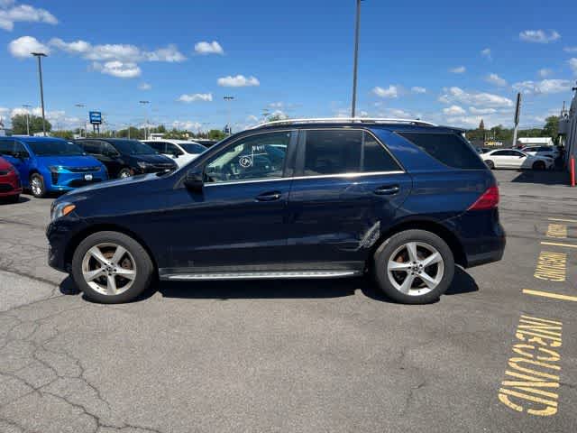 Thumbnail: 2017 Mercedes-Benz GLE - 3