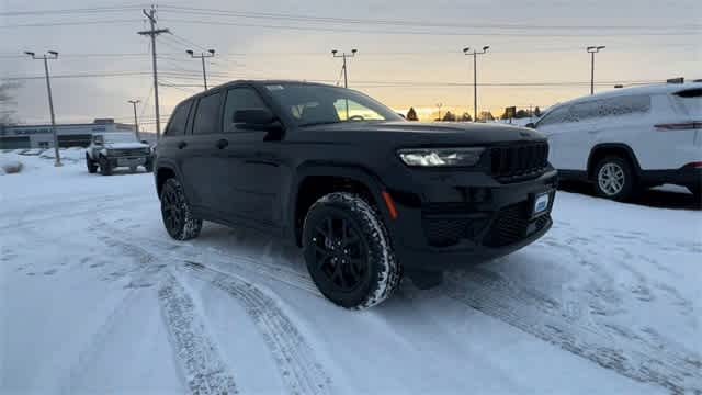 Thumbnail: 2025 Jeep Grand Cherokee - 2