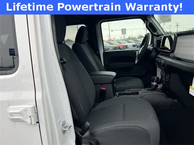 Thumbnail: 2026 Jeep Wrangler - 19