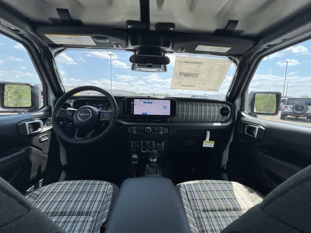 Thumbnail: 2026 Jeep Wrangler - 10