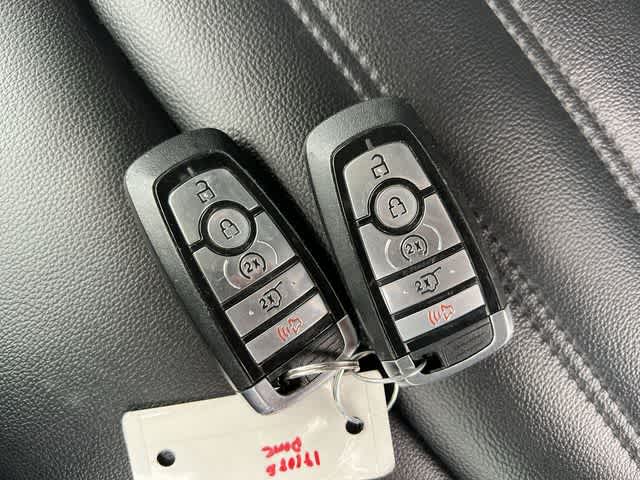 Thumbnail: 2022 Ford Edge - 25