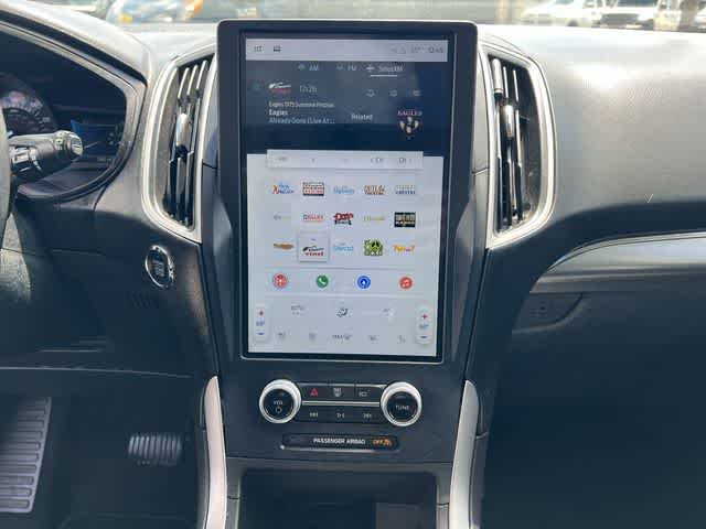 Thumbnail: 2022 Ford Edge - 29