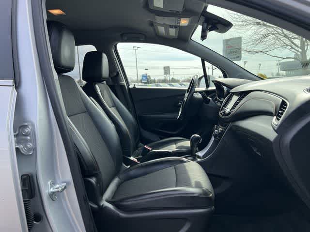 Thumbnail: 2019 Chevrolet Trax - 19
