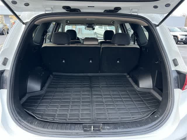 Thumbnail: 2023 Hyundai Santa Fe - 24