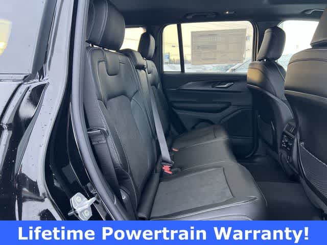 Thumbnail: 2025 Jeep Grand Cherokee - 18