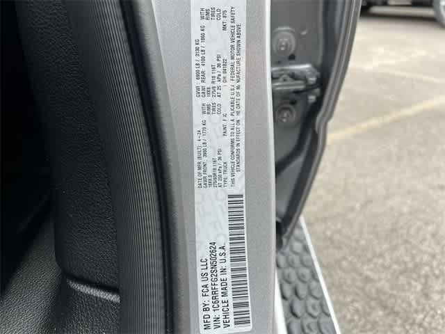 Thumbnail: 2025 RAM 1500 - 33