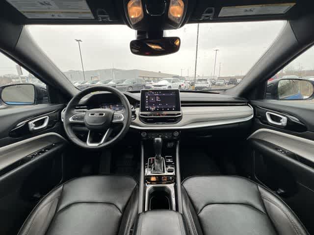 Thumbnail: 2024 Jeep Compass - 14