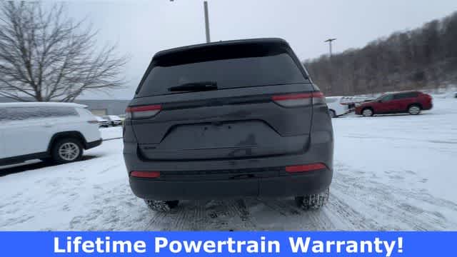 Thumbnail: 2025 Jeep Grand Cherokee - 7