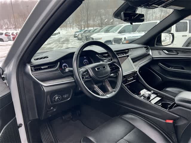 Thumbnail: 2022 Jeep Grand Cherokee - 10