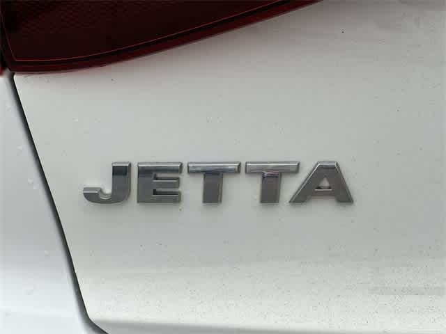 Thumbnail: 2017 Volkswagen Jetta - 11