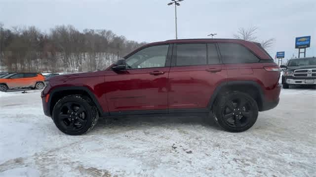Thumbnail: 2023 Jeep Grand Cherokee - 5