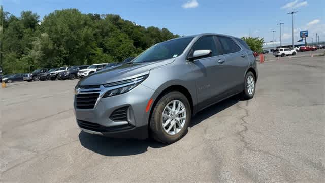 Thumbnail: 2024 Chevrolet Equinox - 4
