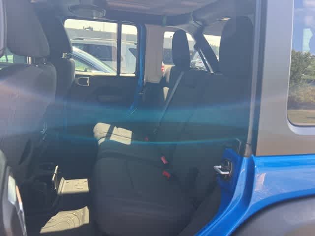Thumbnail: 2021 Jeep Wrangler - 6