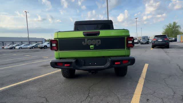 Thumbnail: 2026 Jeep Gladiator - 3