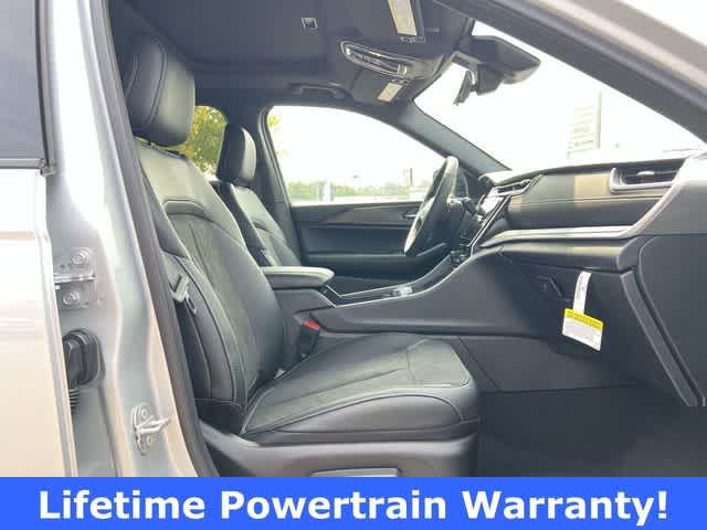 Thumbnail: 2025 Jeep Grand Cherokee L - 19