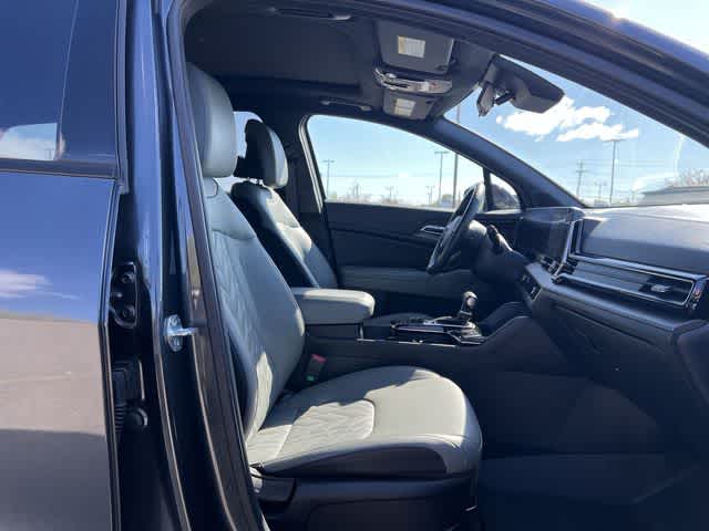 Thumbnail: 2023 Kia Sportage - 18