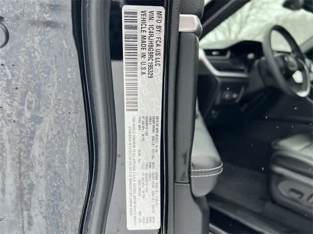 Thumbnail: 2024 Jeep Grand Cherokee - 26