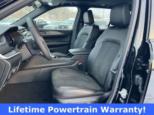 Thumbnail: 2025 Jeep Grand Cherokee - 15