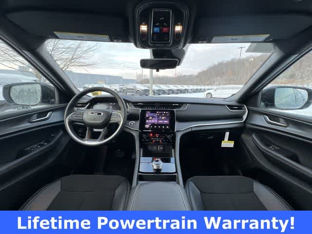 Thumbnail: 2025 Jeep Grand Cherokee - 14