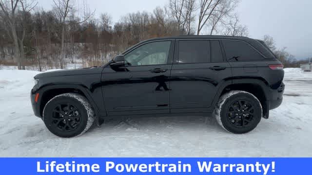 Thumbnail: 2026 Jeep Grand Cherokee - 5