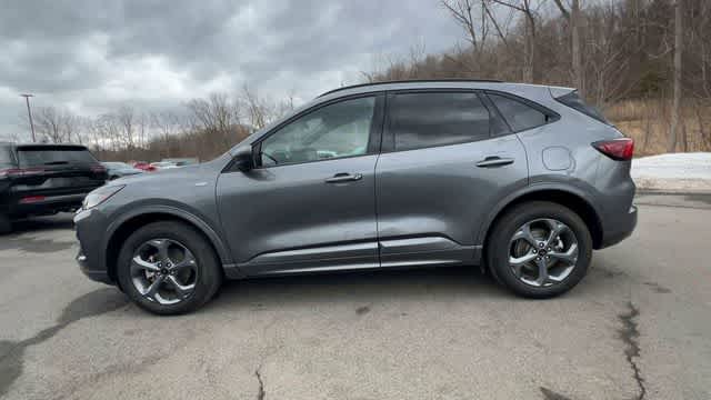 Thumbnail: 2024 Ford Escape - 5