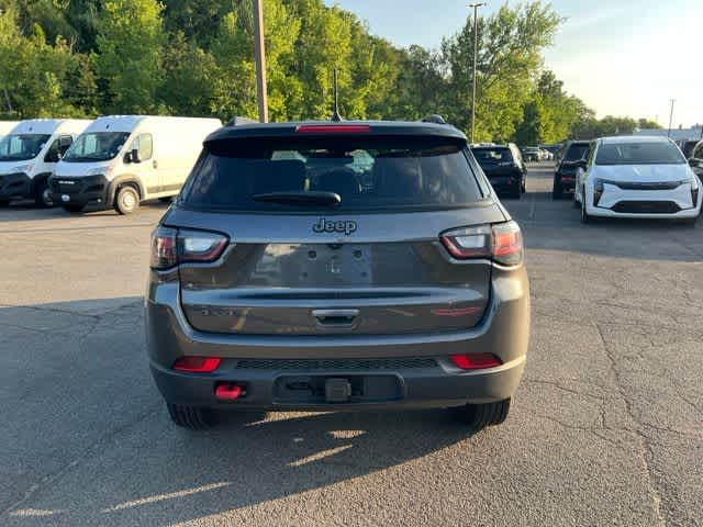 Thumbnail: 2022 Jeep Compass - 4