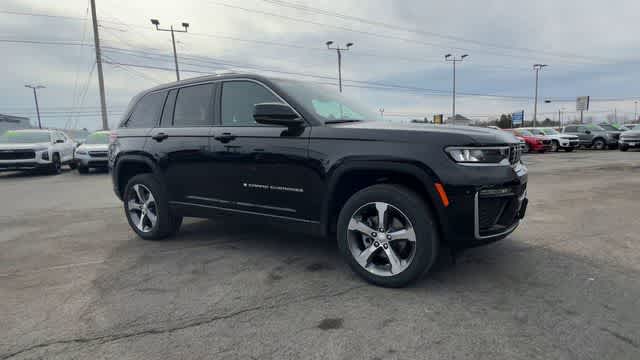 Thumbnail: 2026 Jeep Grand Cherokee - 2