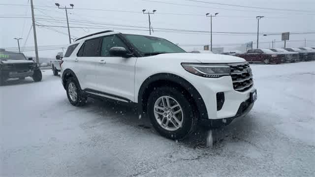 Thumbnail: 2025 Ford Explorer - 2