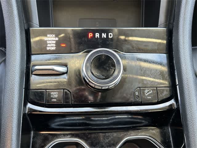 Thumbnail: 2022 Jeep Grand Cherokee - 22