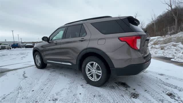 Thumbnail: 2021 Ford Explorer - 6