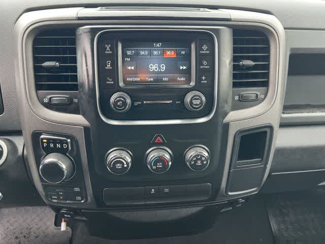 Thumbnail: 2019 RAM 1500 Classic - 29