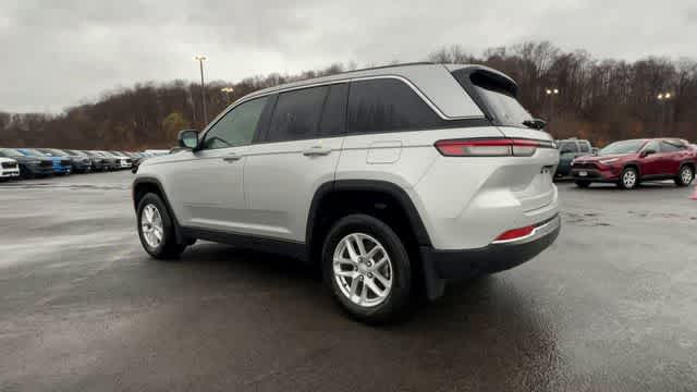 Thumbnail: 2026 Jeep Grand Cherokee - 6