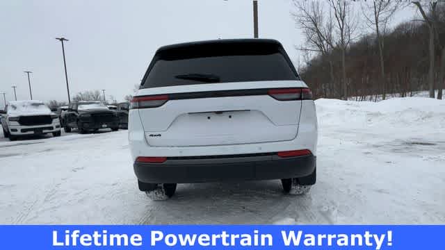 Thumbnail: 2026 Jeep Grand Cherokee - 7