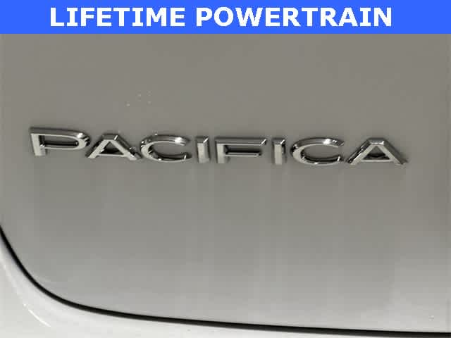 Thumbnail: 2026 Chrysler Pacifica - 11