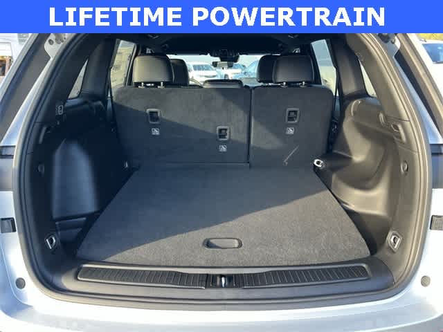 Thumbnail: 2025 Jeep Grand Cherokee - 24