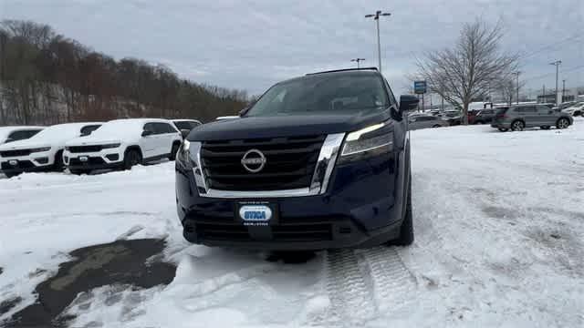 Thumbnail: 2022 Nissan Pathfinder - 3