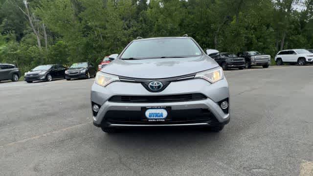 Thumbnail: 2018 Toyota RAV4 - 2