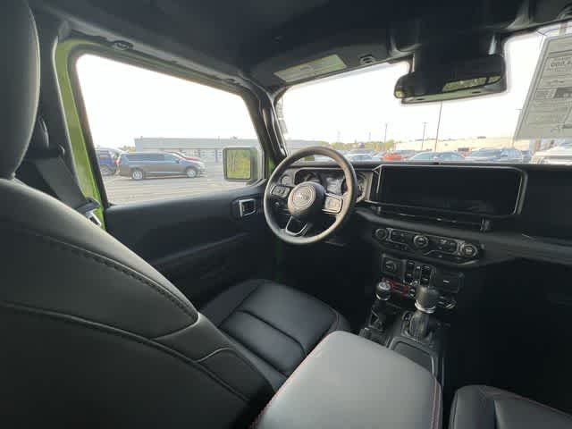 Thumbnail: 2026 Jeep Gladiator - 17