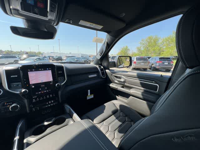 Thumbnail: 2026 RAM 1500 - 10